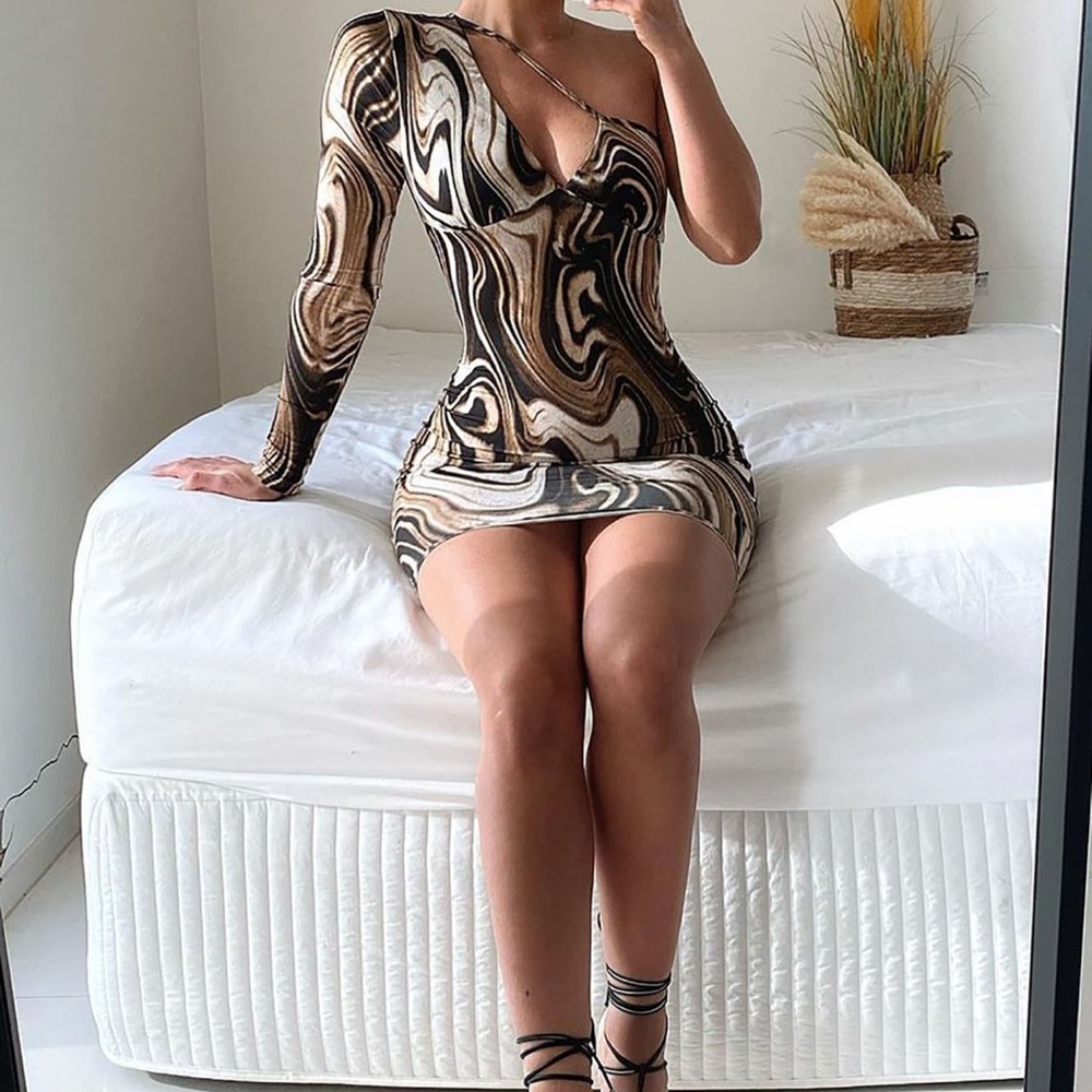 Fashion nova dress